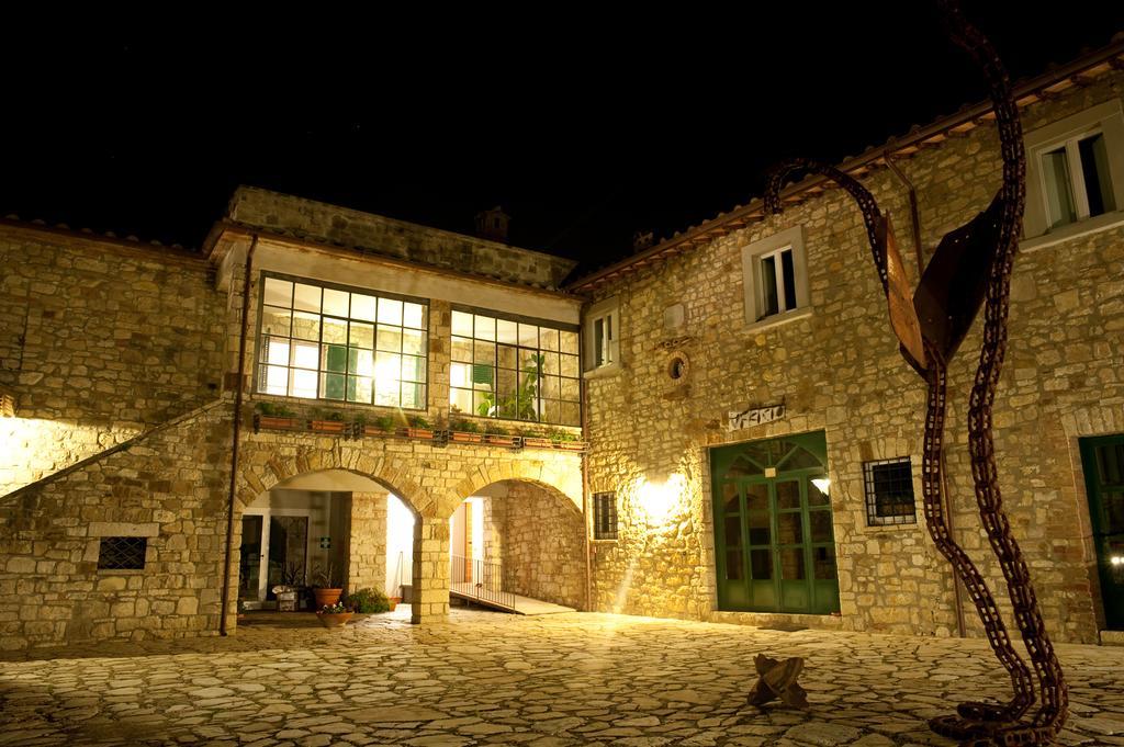 Agriturismo Tenuta Conti Faina Fratta Todina Zimmer foto